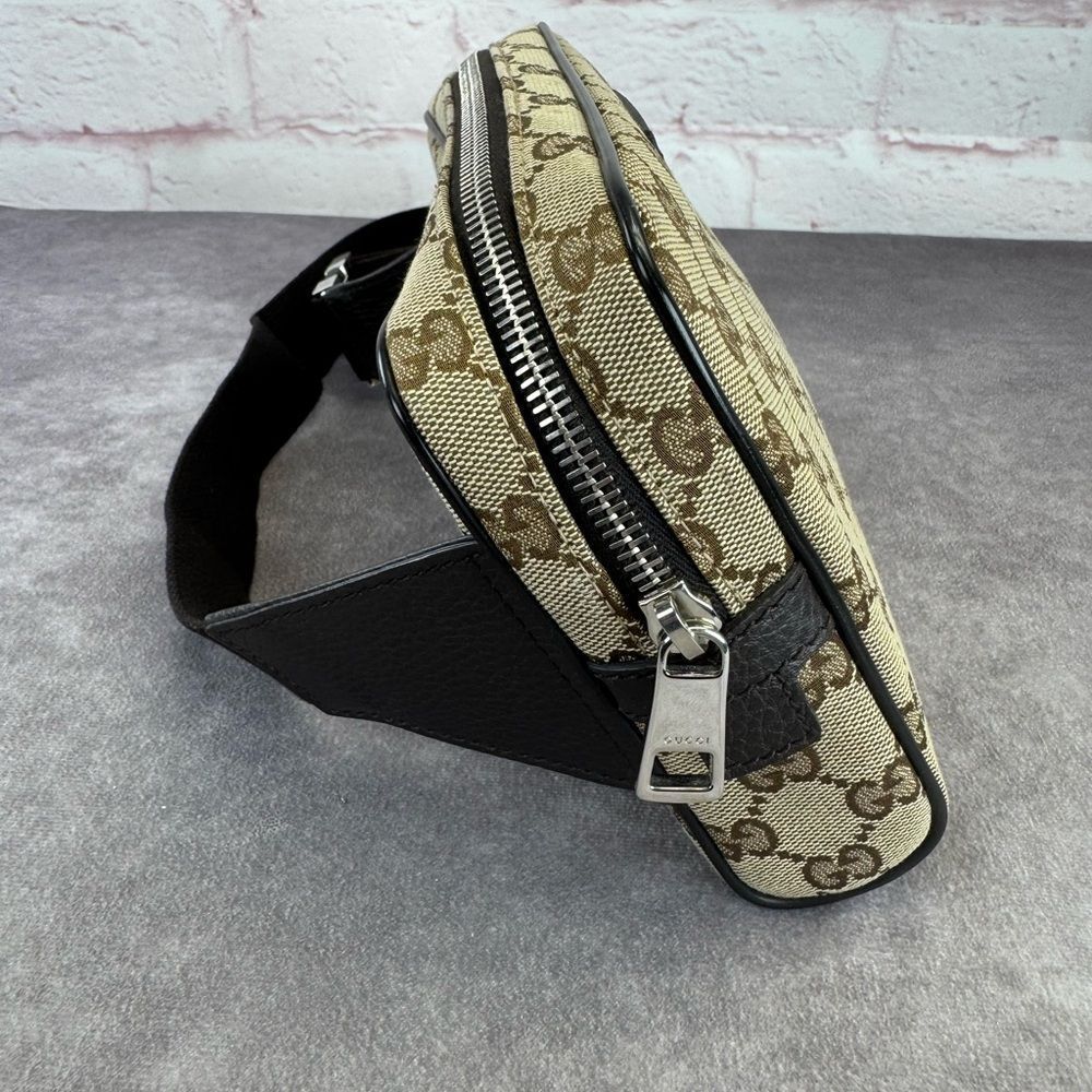 Gucci Beige and Brown Monogram Bag - Picture 6 of 13